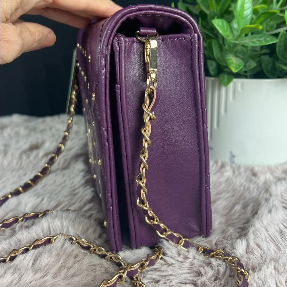 NWT Badgley Mischka Plum Quilted Vegan Leather Crossbody Bag w Chain Strap_2